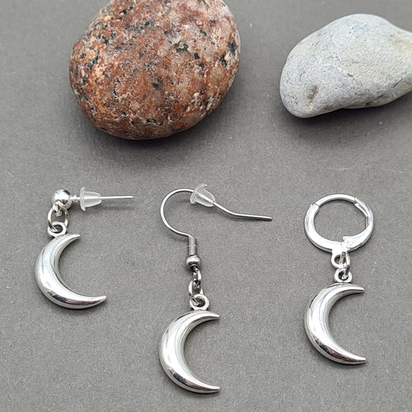 One moon earring, Silver moon dangle, Crescent moon, Moon earring, Bull horn, Moon jewelry, Lunar jewelry, Galaxy, For men, Men earring