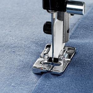 Husqvarna Viking Metal Left Edge Topstitching Sewing Machine Foot
