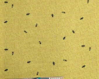 Patchwork Quilten Naaistof Honing Bloem Bijen Allover 50x55cm FQ
