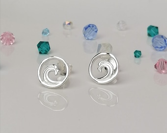 Pretty Silver Wave Push Back Earrings