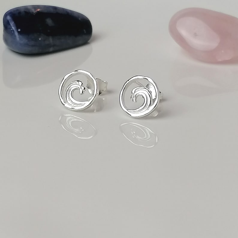 Pretty Silver Wave Push Back Earrings image 4