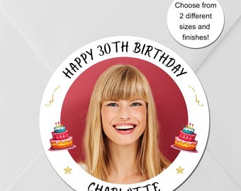 Fotostickers verjaardagsfeestje: op maat gepersonaliseerd gunstlabels voor elke leeftijd