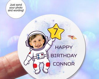 Astronaut Foto Aufkleber, Weltraum Thema, Geburtstagsfeier Taschenaufkleber, Individuell angefertigt