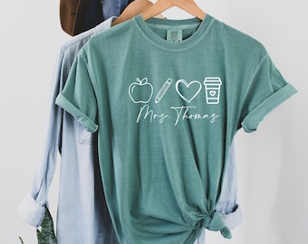 Personalized Teacher Shirt, Comfort Color Teacher T shirt, Customs Name Teacher Tee, Cute Teacher Shirt, Gift For Teacher