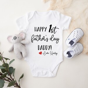 Feliz primer traje del día del padre, regalo del día del padre, regalo personalizado del día del padre del bebé, traje del día del padre, primer día del padre, regalo del nuevo papá