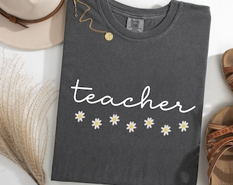 Comfort Color Teacher Shirt, Teacher Shirt, Retro Teacher Shirt, Teacher Gift, Cute Teacher Tee, Gift For Teacher, Back To School Shirt