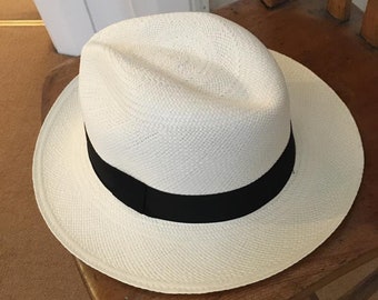 Panama hat white classic  hand woven genuine Panama size S 56/57 cm white