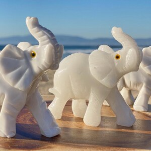 Tumbled Quartz Elephant Figurines