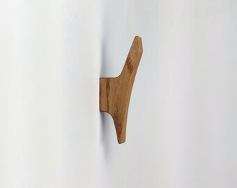 Ash Wood Wall Hook: Modern Coat Hanger