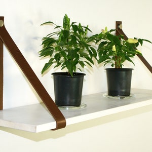 Floating shelf with leather straps. Leather shelf holders. Wall strap. Leather shelf holder. Hanging shelf brackets.