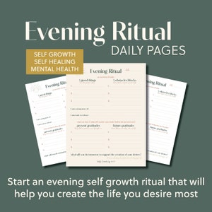 Puede incluir: Diseño de tres páginas de un diario de "Ritual Nocturno" con indicaciones para la autorreflexión. Las páginas del diario son de color beige con texto negro, e incluyen secciones para la gratitud, los obstáculos y los objetivos futuros. El texto "Self Growth, Self Healing, Mental Health" está incluido.