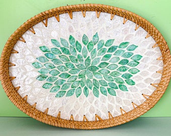 3 plateaux de présentation Boho tissé à la main, plateau ovale en nacre, plateau de petit-déjeuner, plateau en rotin et laque, plateau de service pour la décoration intérieure, vert blanc