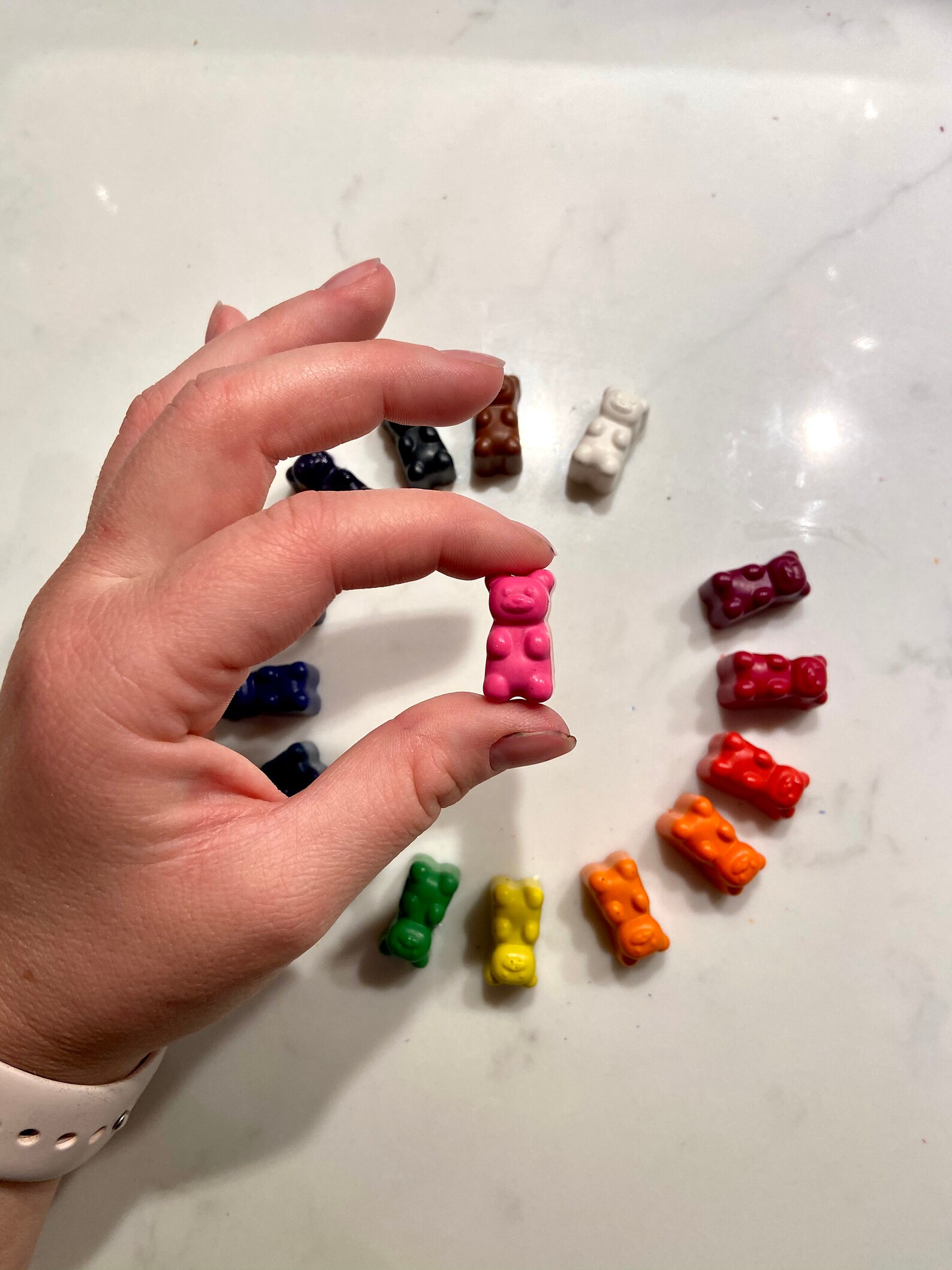 16 Gummy Bear Shaped Crayola Crayons Etsy