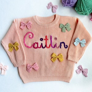 Maglione personalizzato con fiocco per bambini / Maglione personalizzato / Nome sul maglione / Maglione personalizzato / Nome ricamato / Maglione con fiocco