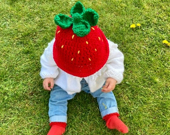 Strawberry Bucket Hat / Strawberry Shortcake Bucket Hat / Bucket Hat / Crochet Bucket Hat / Crochet Festival Hat / Festival Hat / Summer Hat