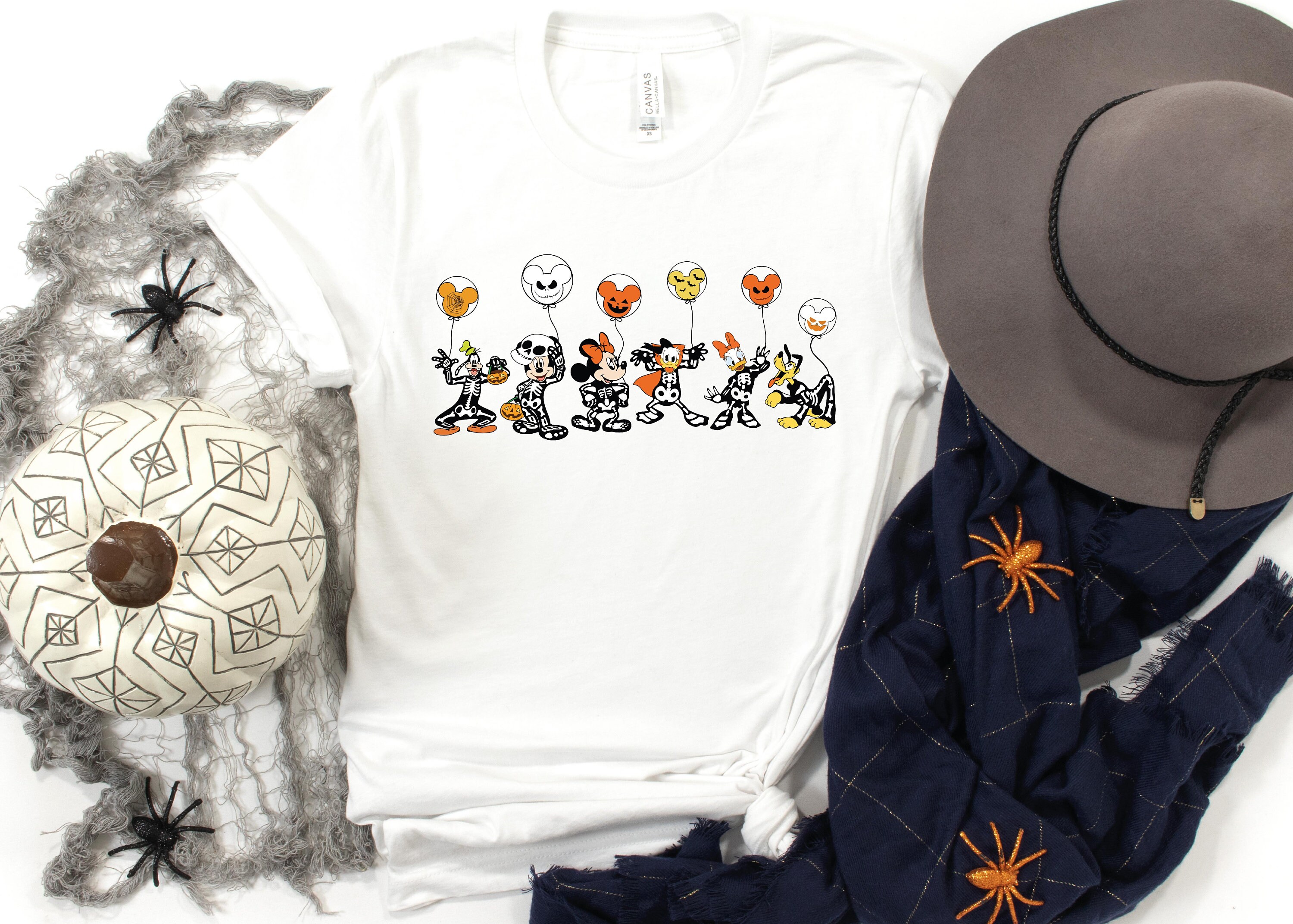 ディズニーヴィンテージゴーストTシャツMハロウィンパーティー ゴーストモチーフのTシャツやぬいぐるみも！東京ディズニーランド