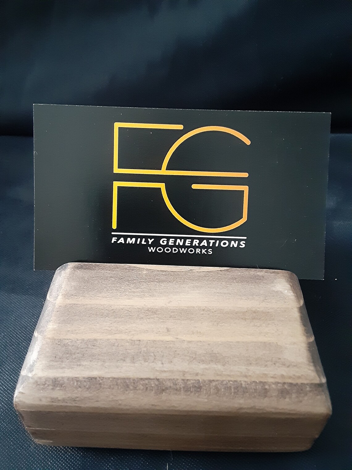 Porte-Cartes De Visite En Bois De Noyer - Support Bureau Ou Stand, Range Environ 30 Cartes, Design élégant