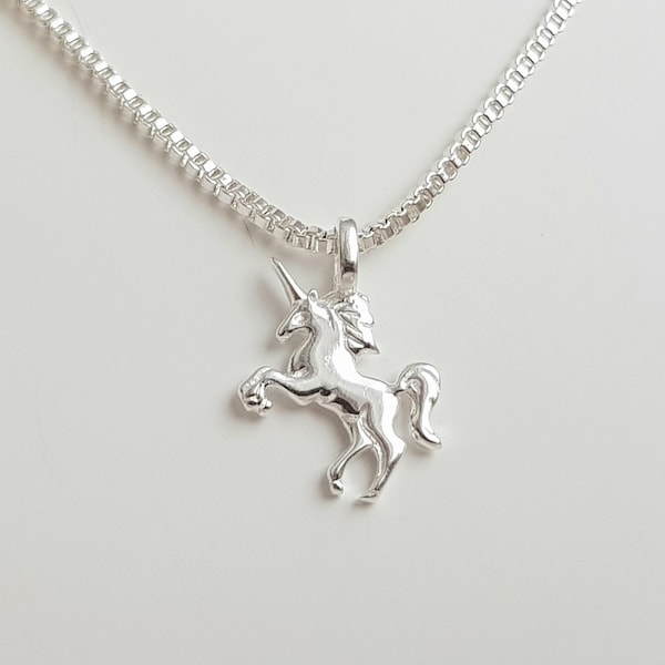 Mädchen Kette mit Einhorn Anhänger 925 Sterling Silber versilbert