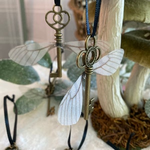 Wizarding Flying brass Key Ornaments (choose string type) (choose quantity) Winged Keys Decor
