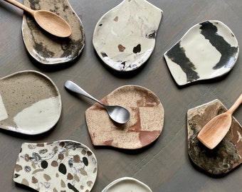 Modern Ceramic Spoon Rest | Clay Stoneware Spoon Rest| Natural Speckle Spoon Rest | Checkered Patterned Utensil Holder | Terrazzo Spoon Rest