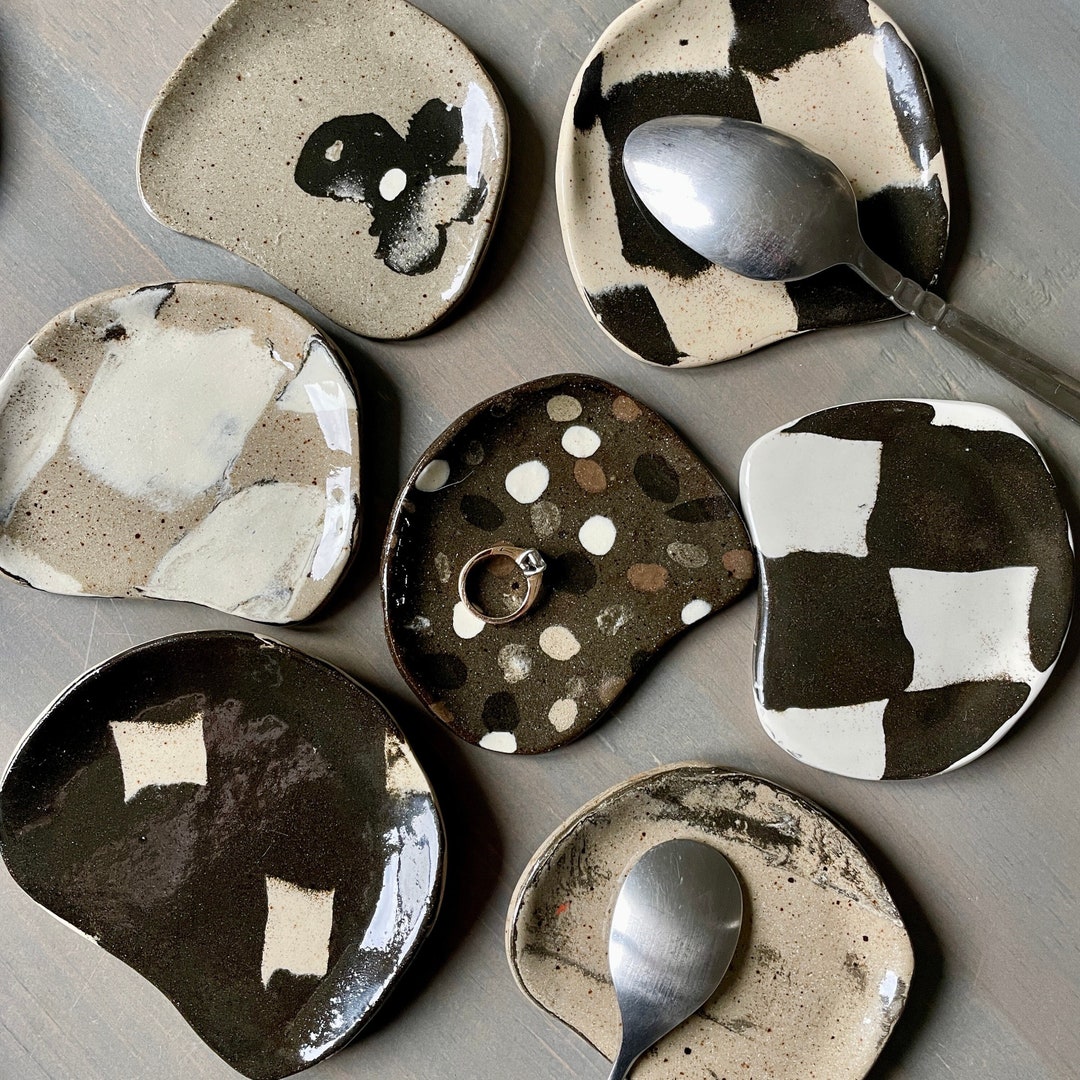 Handmade Small Round Ceramic Spoon Rest Speckled Spoons Rest Utensil