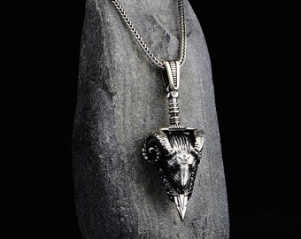 Collier tête de bélier en argent , Pendentif à la main en tête de Bélier , Bijoux d’animaux , Bijoux Viking en argent , Argent sterling 925k , Cadeau pour lui