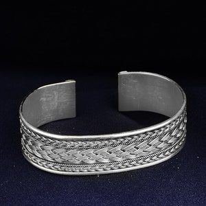 Silver Patterned Knitting Pattern Bracelet , Silver Cuff Bracelet , Unisex Adjustable Band Bracelet , 925k Sterling Silver Bracelet