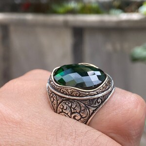 Men Emerald Stone Ring , Green Stone Ring ,Embroidered Men&#39;s Ring ,  Vintage Style Ring , Ottoman Style Ring , 925k Sterling Silver Ring