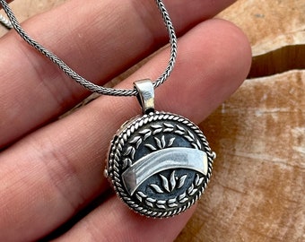 Silver Locket Necklace , Prayer box Necklace, Silver Box Pendant, Prayer Necklace, Locket Box Pendant, 925k Sterling Silver Necklace
