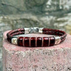 Pulsera de cuero para hombre, pulsera de plata con rubí personalizado, pulsera de cuero personalizada, pulsera con letras personalizables, regalo de aniversario