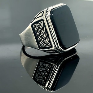 Anillo de ónix de plata hecho a mano, anillo de sello de ónix negro para hombre de estilo otomano, anillo de ónix cuadrado, anillo de plata de ley 925k, regalo para él