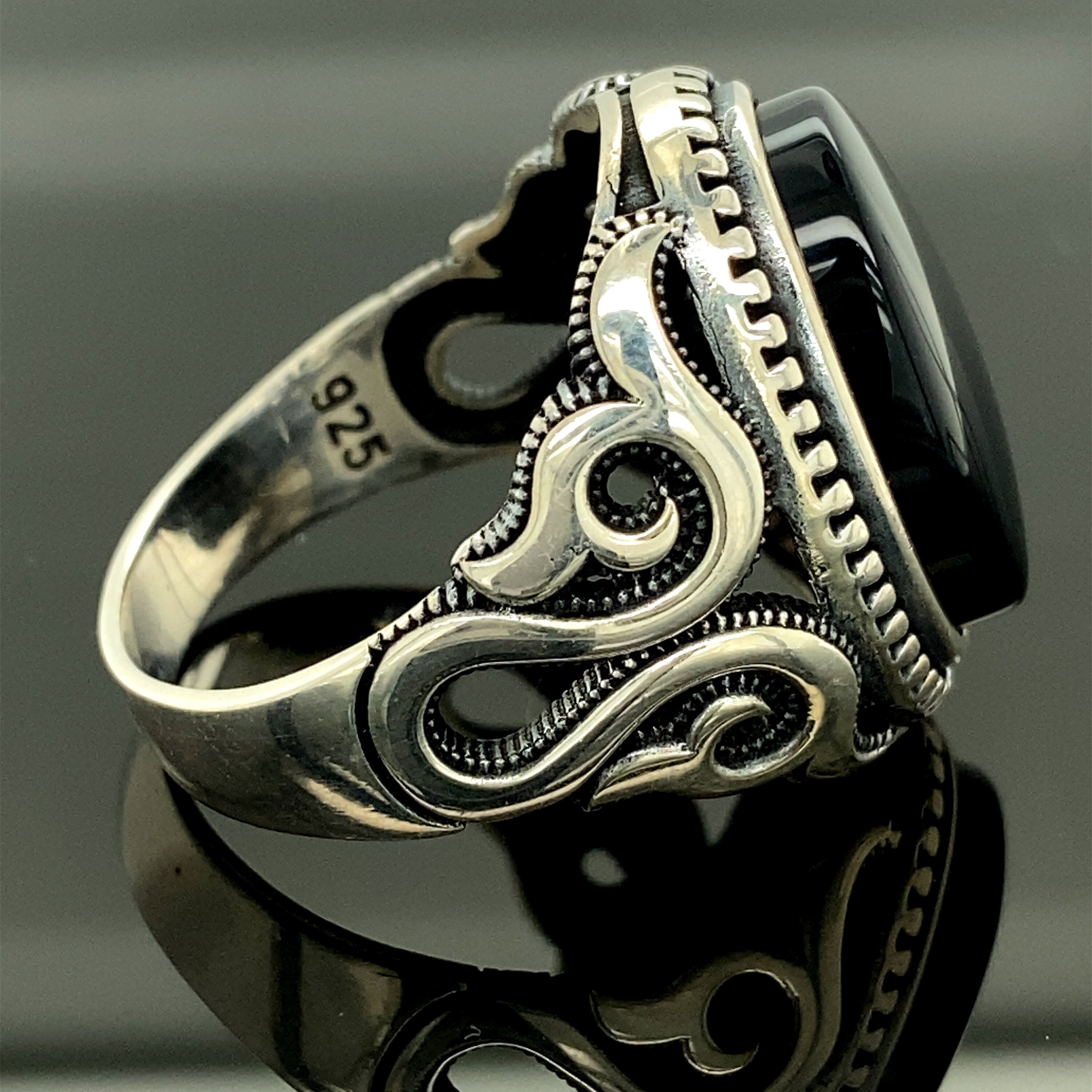 ☆3日間SALE☆スティーブンデュエック　オニキス　リング　16号 ☆3日間SALE☆スティーブンデュエック オニキス リング 16号 - メルカリ