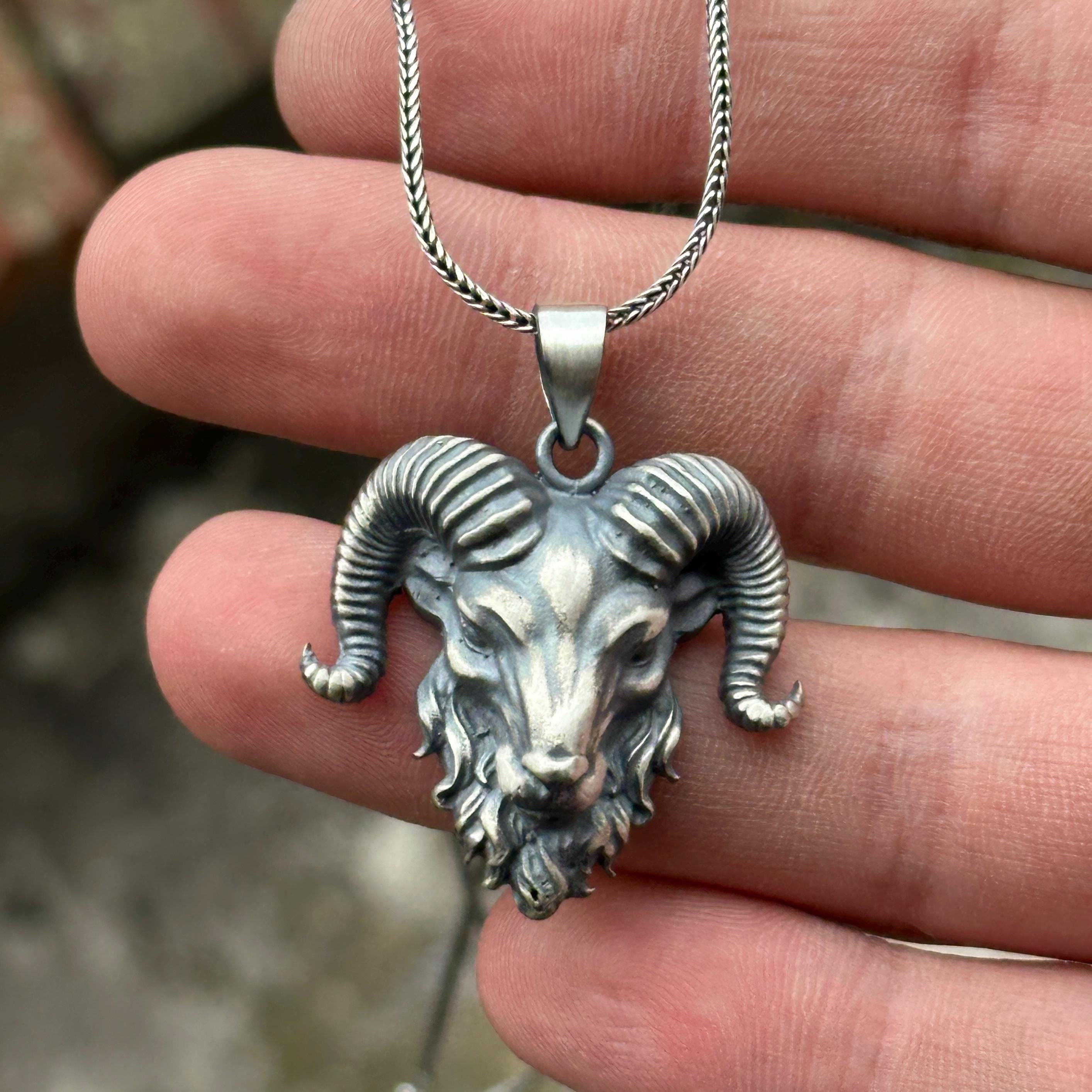 H. Zbruj Collana Segno Zodiacale Leone In Argento 925 Con Zirconia - Ciondolo Astrologico Per Donne In Scatola Regalo