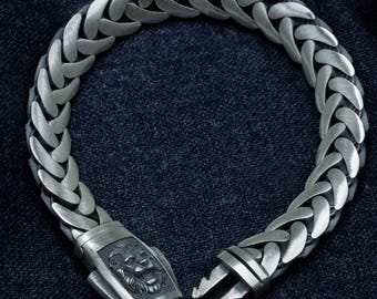 Men Leon Head Figured Chain Bracelet, Solid Curb Chain Bracelet