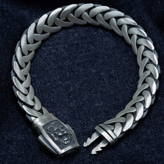 Men Leon Head Figured Chain Bracelet, Solid Curb Chain Bracelet