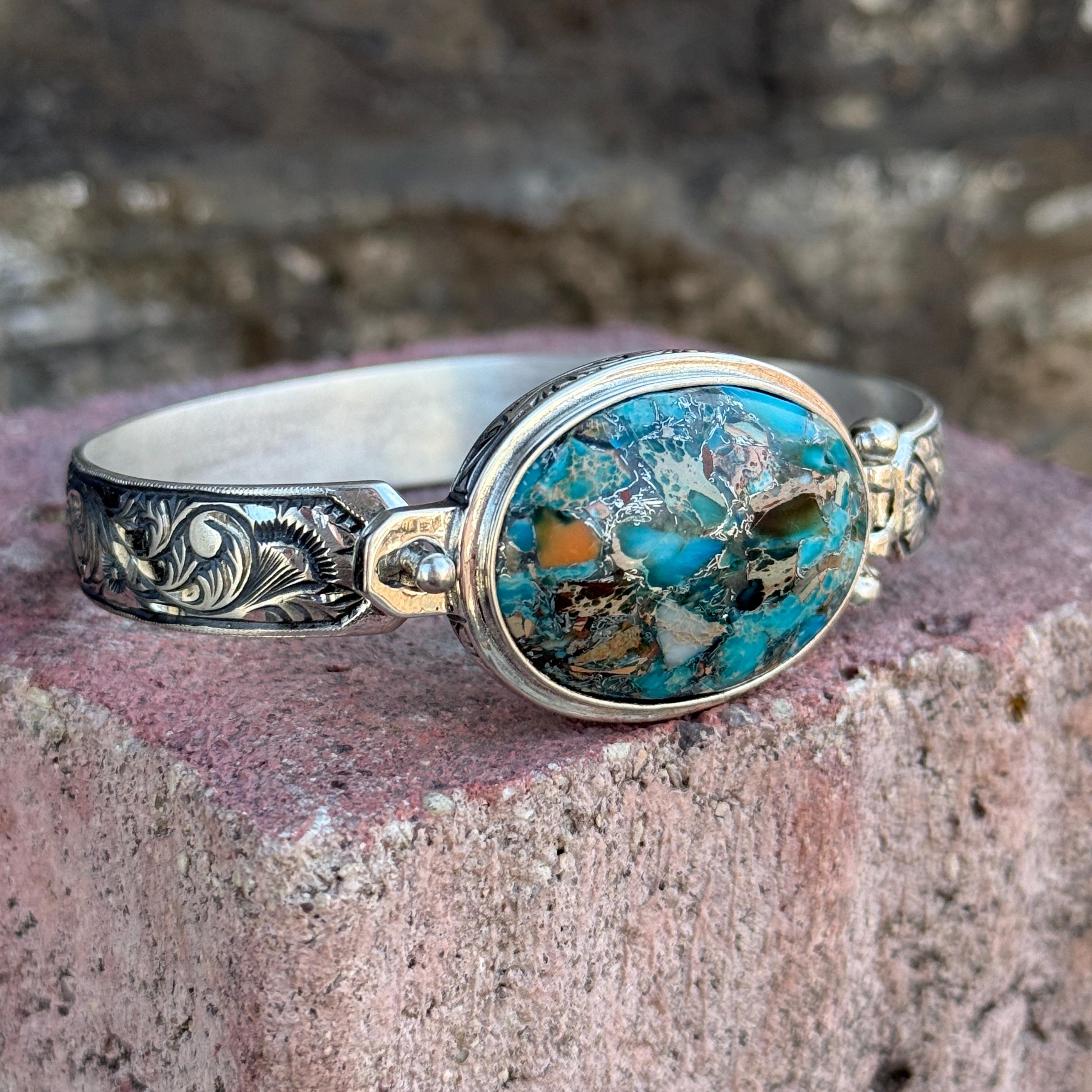 シルバー彫刻入り天然ターコイズカフブレスレット、手彫りターコイズ