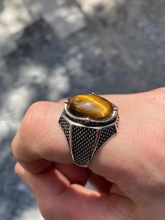 EVERYTHING GEMS 7.00 Ratti 6.00 Carat Natural Tiger's Eye Stone Original  and Lab Certified Brass Crystal Silver Plated Ring Price in India - Buy  EVERYTHING GEMS 7.00 Ratti 6.00 Carat Natural Tiger's