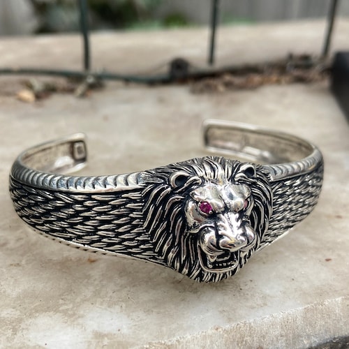 Man Lion Bracelet , Liond Head Bracelet , Wild Lion Bracelet