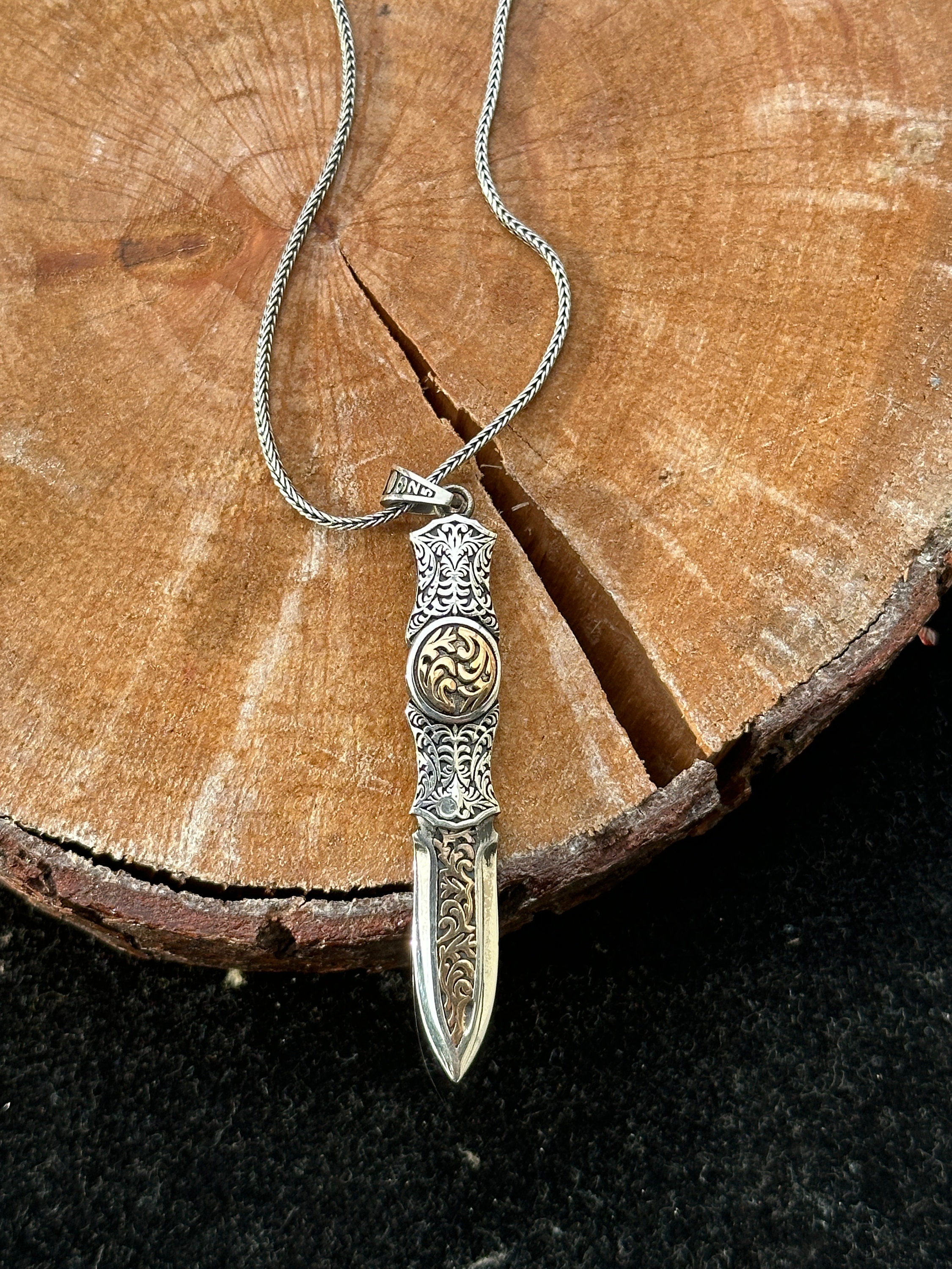 90s 初期　A&G Dagger necklace silver925 90s 初期 A&G Dagger necklace silver925 SKULL & DAGGER