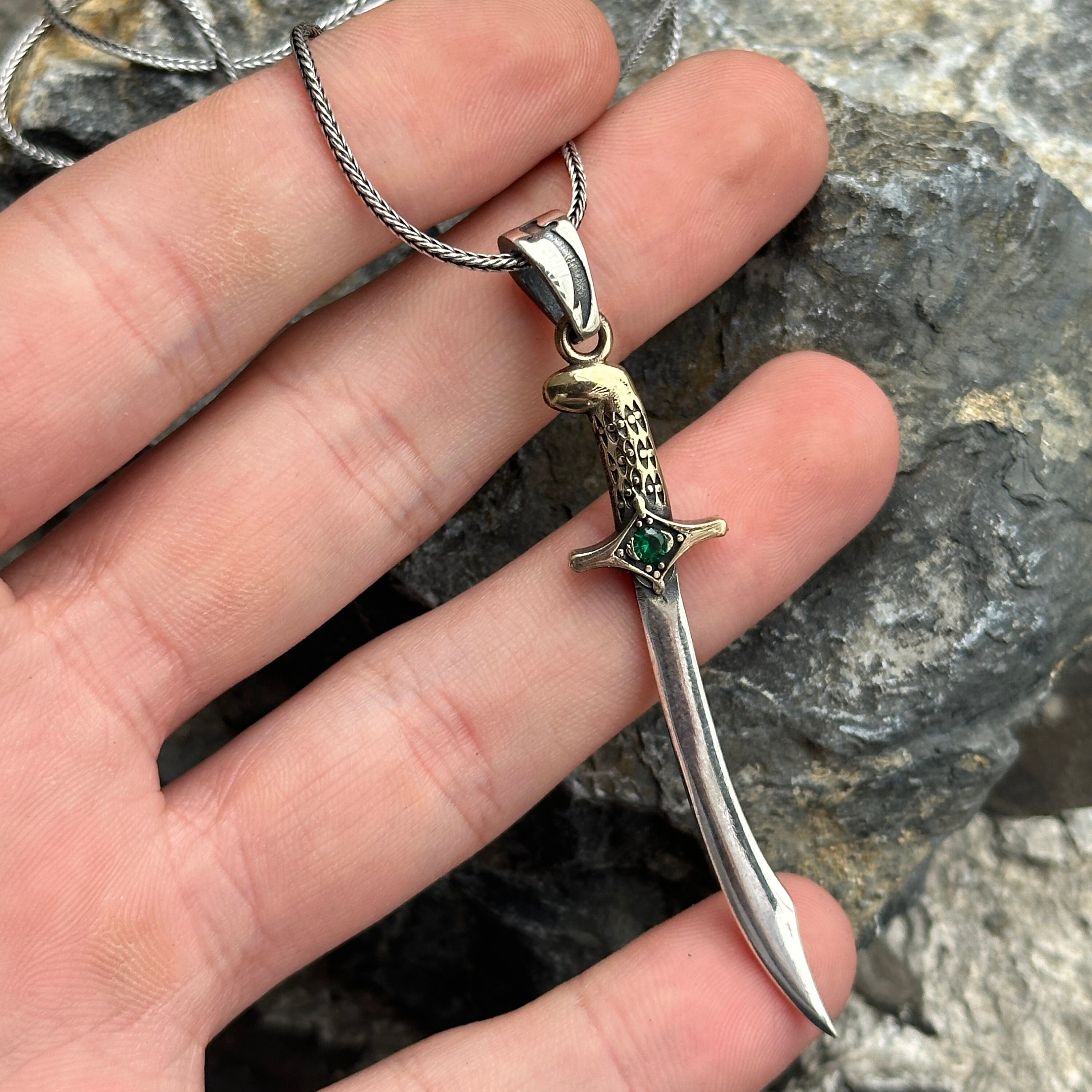 SHRINE／ICONIC NECKLACE SILVER／SV925 Mobile Suit Gundam Z Waverider Pendant Necklace Silver SV925