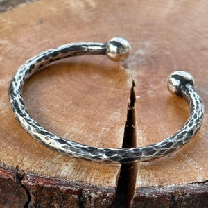 Sterling Silver Hammered Cuff Bracelet , Silver Cuff Bangle , Vintage Hammered Cuff Bracelet , Heavy Cuff Bangle , 925k Sterling Silver