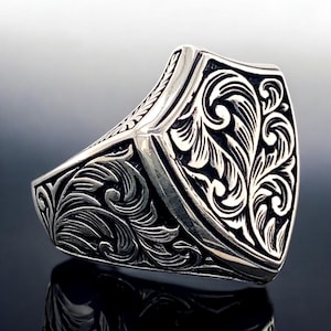 Men Silver Engraved Ring , Shield Hand Engraved Ring , Shield Signet Ring , Handmade Ring , 925k Sterling Silver Ring , Gift For Him