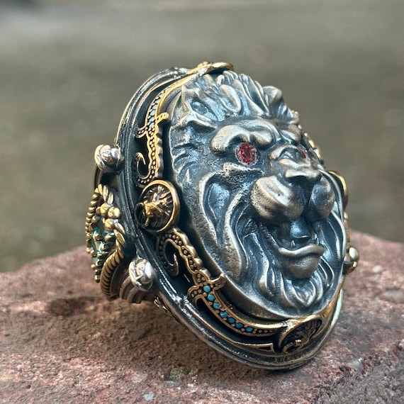 Men's Silver Lion Head Ring, Ruby Eye Large Leon Signet Ring