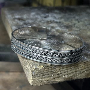 Silver Cuff Bracelet , Knitting Pattern Handmade Bracelet , Silver Embroidered Bracelet , Silver Handmade Bangle , 925k Sterling Silver