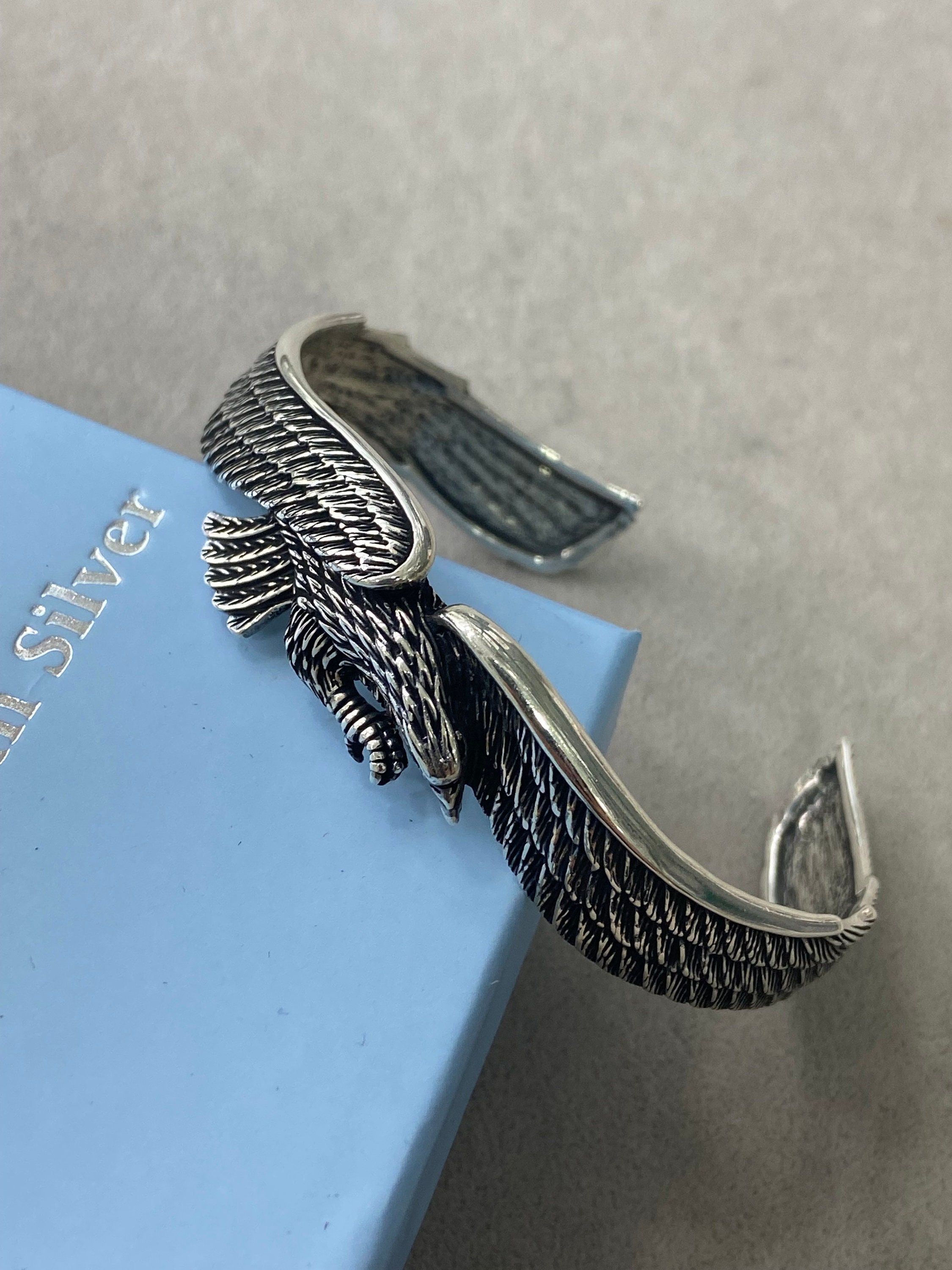 アクセサリー SILVER EAGLE
ASTATIC 3059_silver_Eagle_Snake_neckla