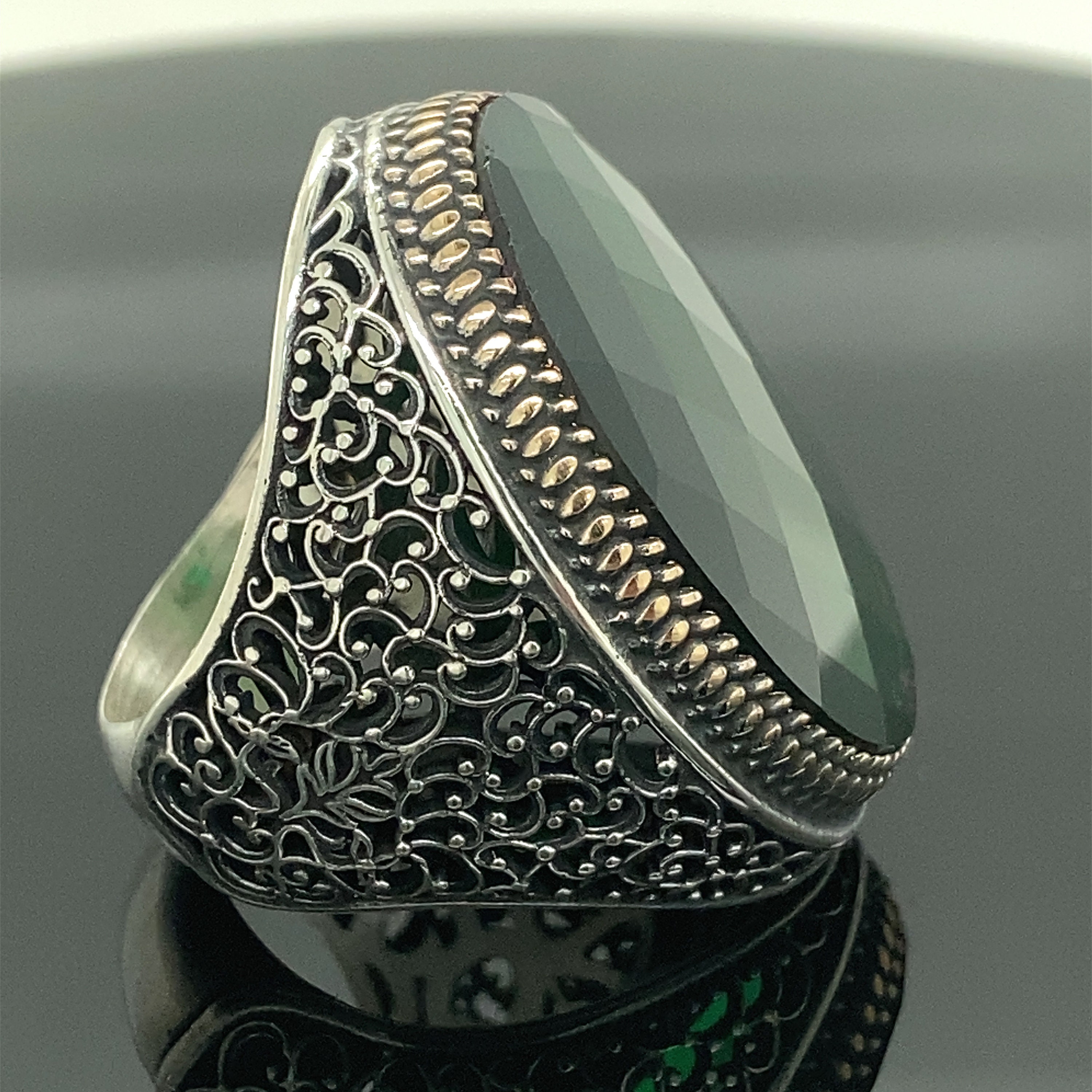 Juventas Men's Luxury Green Emerald Ring