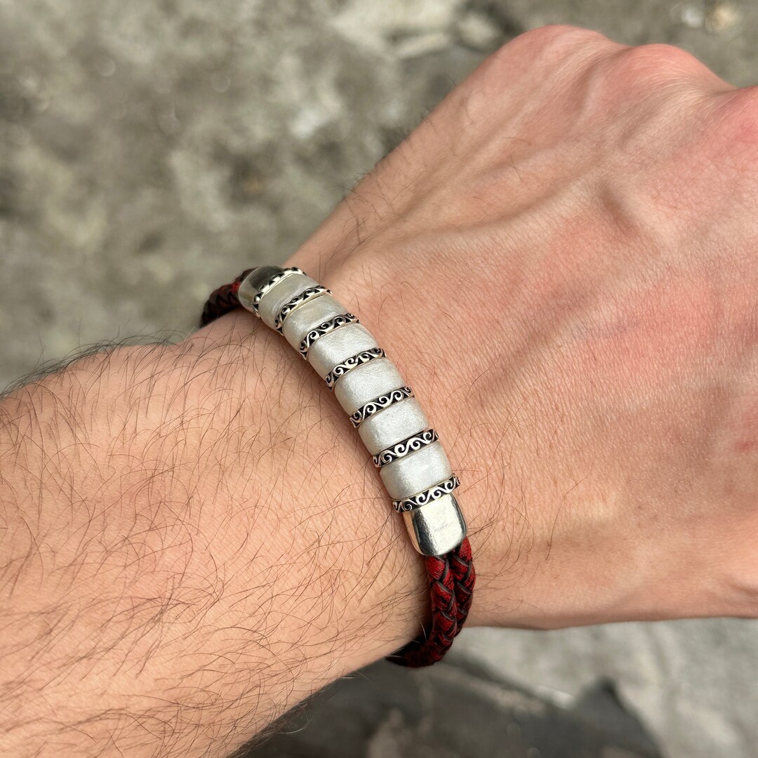 Ruth Pearl Bracelet main image 1