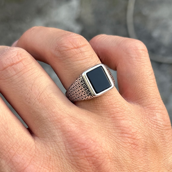 Silver Onyx Signet Ring , Men Minimal Wedding Ring for Men
