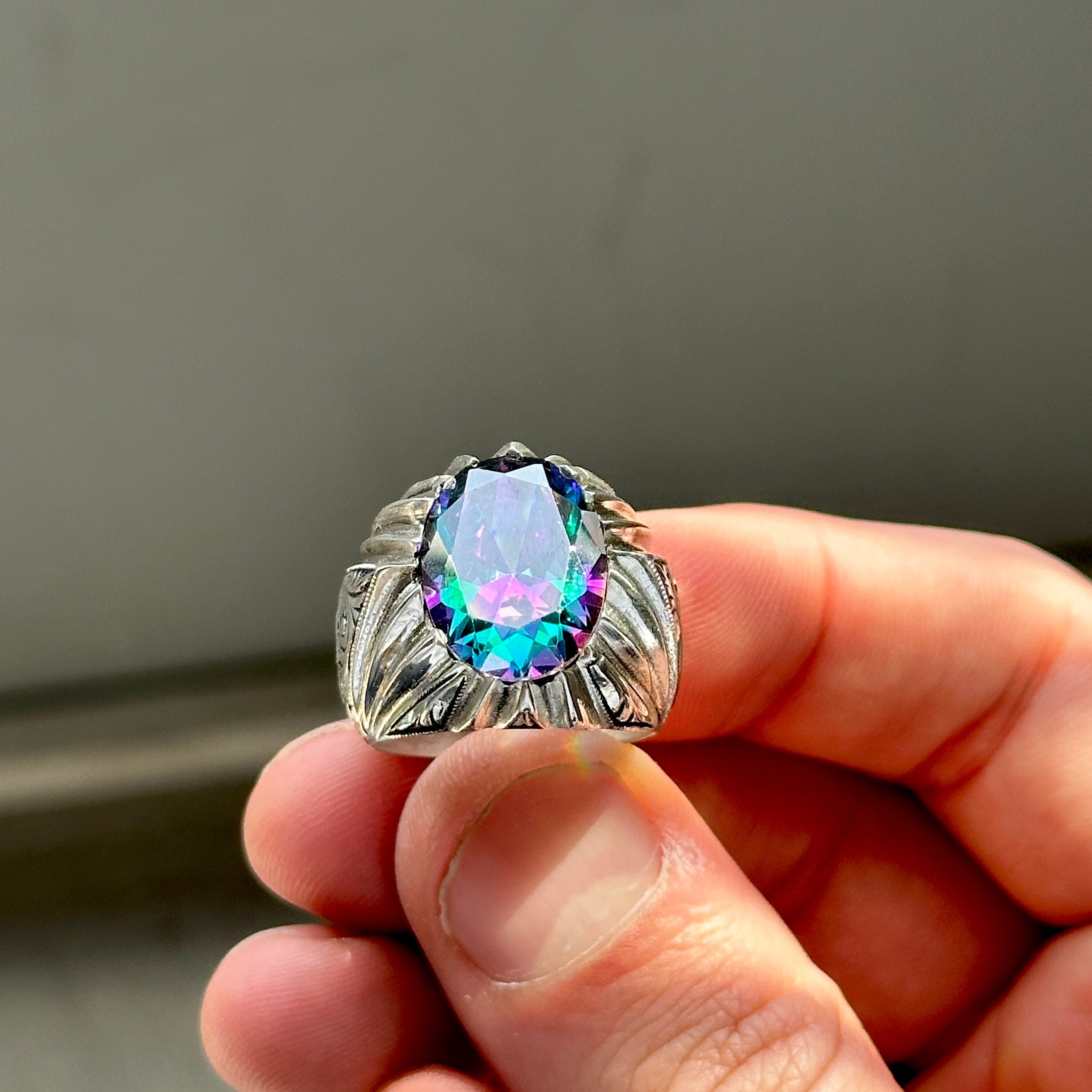 トルコ製 ハンドメイド メンズリング シルバー925 (ミスティックトパーズ) ミスティックトパーズ メンズリング：手作りトルコ製925スターリング