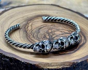 Silver Skull Head Cuff Bracelet , Triple Skull Bracelet , Silver